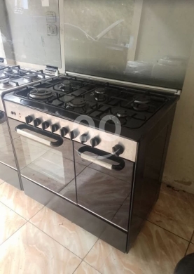 Kitchen appliances in Tripoli - فرن غاز ٥ عيون