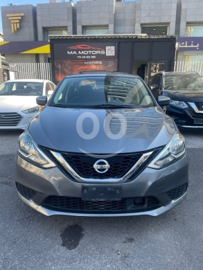 Nissan in Sin El Fil - نيسان سنترا SV 2018 كاملة المواصفات | 2018 Nissan Sentra SV Full Options Clean CarFax