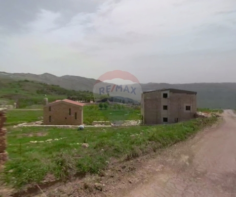 Lands for sale dans Laqlouq - R9-3394 Land for Sale in Laqlouq - Jbeil | 800 m² أرض للبيع في اللقلوق - جبيل | 800 م²