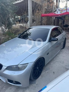 BMW in Tripoli - BMW E93 2008