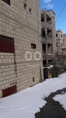 Other real estate in Bhamdoun - بنايتين للبيع في بحمدون المحطة على الطريق العام | Two Buildings for Sale in Bhamdoun Station