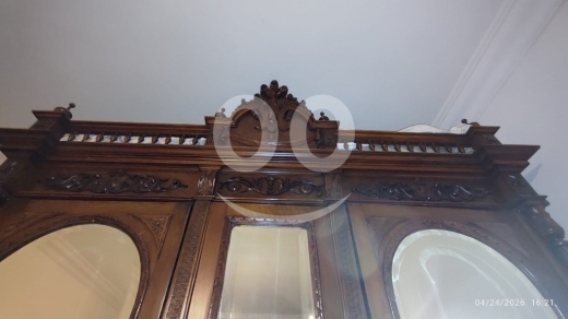 Antiques & Collectibles in Sabtieh - طقم غرفة نوم أنتيك خشب طبيعي موديل أوائل القرن العشرين | Antique Solid Wood 3-Piece Bedroom Set