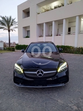 Mercedes-Benz in Tripoli - C300 2020