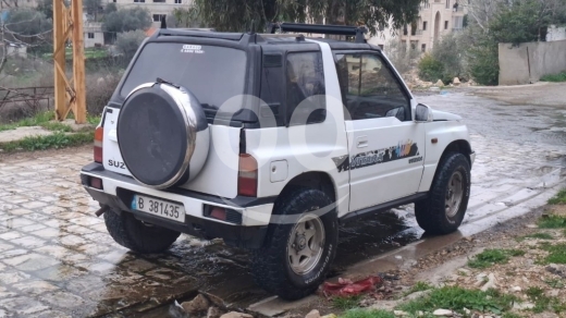Suzuki dans Baakline - سوزوكي فيتارا موديل 1989 بحالة جيدة | Suzuki Vitara 1989 - Manual