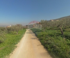 R9-3411 Land with Building for Sale in Kayte3 - Akkar أرض مع بناء للبيع في قيطع - عكار