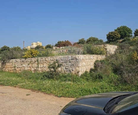 Lands for sale in Btouratij - R9-3420 Land for Sale in Btouratij - Koura | 1,290 m²أرض للبيع في بتوراتيج - الكورة | 1,290 م²