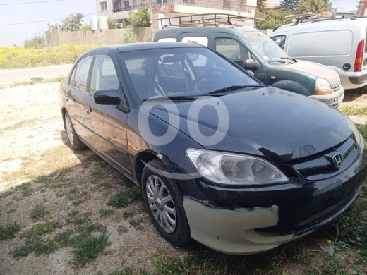 Honda in Halba - سيڤيك موديل 2004