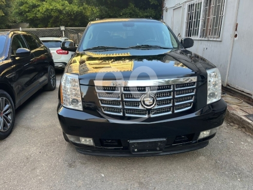 Cadillac in Beirut City - كاديلاك إسكاليد 2012 شركة إمبكس 86500 كم حالة الوكالة | Cadillac Escalade 2012 Impex Source 86500KM