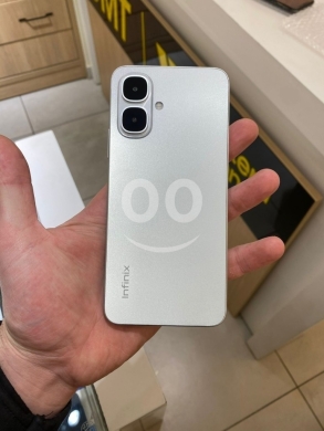 Mobile phones in Tripoli - انفينيكس سمارت 10 مساحة 128 جيجا ورام 8 - حالة ممتازة | Infinix Smart 10 128GB 8GB RAM