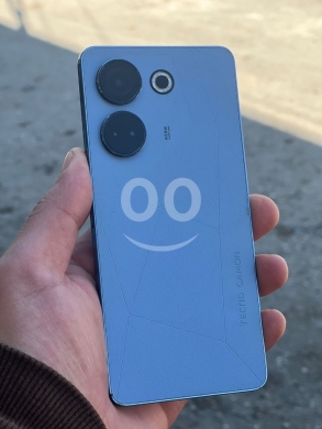 Mobile phones in Tripoli - تكنو كامون 20 برو مساحة 256 جيجا ورام 16 - كفالة ونظافة تامة | Tecno Camon 20 Pro 256GB 16GB RAM