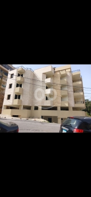 Apartments for sale in Ein Rihane - شقة 140 مم مع تراس 80 مم للبيع في عين الريحانة | 140 sqm Apartment with 80 sqm Terrace Ein Rihane