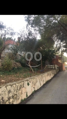 Lands for sale in Maaysra - عقار مميز مع بيت قديم للبيع في المعيصرة - كسروان | Prime Land with Old House for Sale in Al-Maaysra