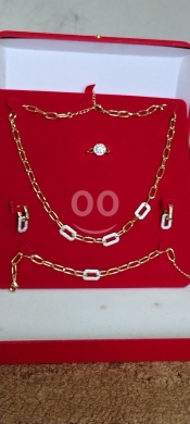 Vêtements, chaussures et accessoires dans Menyeh - ذهب برازيلي مكفول اللون في المنية بحنين | Guaranteed Brazilian Gold - Minieh Bhannine