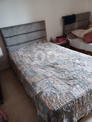 Bedroom in Dawhet Aramoun - غرفة نوم خشب مودرن: تختين مفرد ونص مع خزانة وشفنيرة | Modern Bedroom Set - 2 Beds