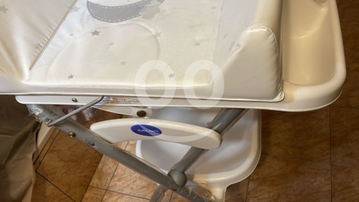 Produits pour bébés et enfants dans Dawhet Aramoun - بانيو وطاولة غيار للأطفال بتصميم عملي ومريح | Baby Bath Tub and Changing Station