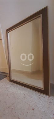 Other home furniture in Dawhet Aramoun - مراية حائط كبيرة كادر خشب ١١٠٨٠ سم بحالة ممتازة | Large Wooden Frame Mirror 11080 cm