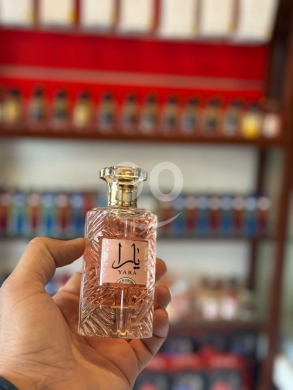 Health & Beauty in Akkar el-Atika - عطر يارا النسائي الراقي برائحة الزهور والفواكه المنعشة | Yara Elegant Perfume for Women