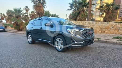 GMC in Verdun - Like New Gmc Terrain 2 0 liters 4x4 سعر مغر جدا