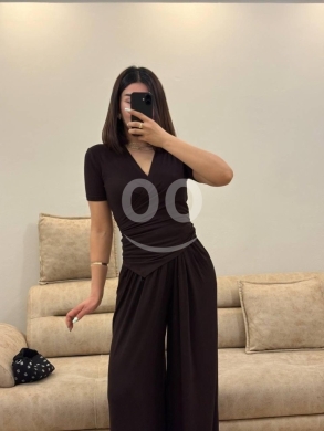 Vêtements, chaussures et accessoires dans Dahr el-Ain - جمبسوت نسائي عصري بتصميم الـ Wrap ألوان متعددة | Women&#039;s Trendy Wrap Design Jumpsuit