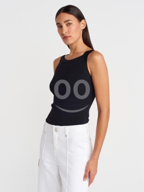 Clothes, Footwear & Accessories in Dahr el-Ain - توب نسائي "ريب" راقي ألوان متنوعة | Women&#039;s Premium Ribbed Basic Tank Top