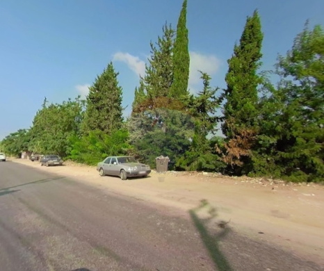 Lands for sale in Aicha Bakkar - R9-3452 Land for Sale in Roumoul Akkar - 43,000 m², Zoning 25/50 (Commercial & Agricultural) أرض للبيع في رومول عكار - 43,000 م²، تصنيف 25/50 (تجاري وزراعي)