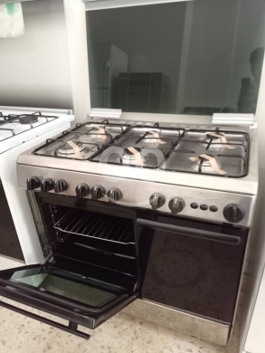 Kitchen appliances in Tripoli - فرن مرتب تقيل ايطالي