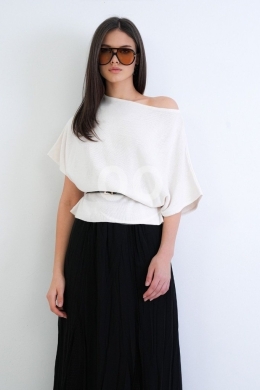توب كحلي أنيق بتصميم كيمونو من Styllana Store | Elegant Navy Kimono Sleeve Top — 3