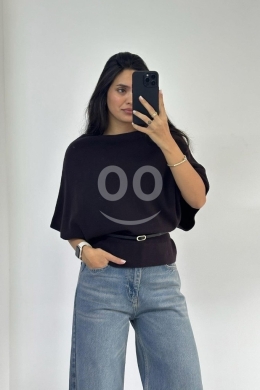 Vêtements, chaussures et accessoires dans Dahr el-Ain - توب كحلي أنيق بتصميم كيمونو من Styllana Store | Elegant Navy Kimono Sleeve Top