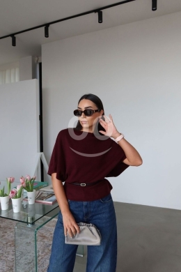 توب كحلي أنيق بتصميم كيمونو من Styllana Store | Elegant Navy Kimono Sleeve Top — 2