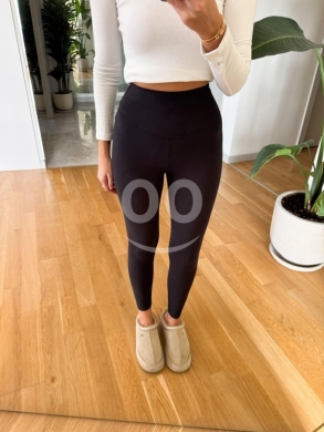 Vêtements, chaussures et accessoires dans Dahr el-Ain - ليغينز أسود بخصر مرتفع وقصة محددة من Styllana Store | Chic High-Waisted Sculpting Leggings