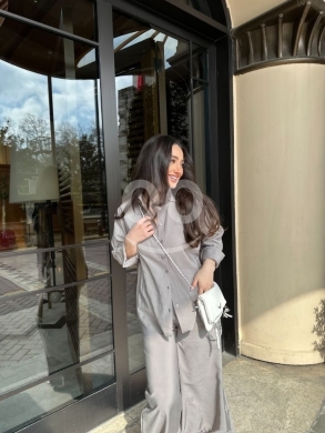 طقم نسائي رمادي عصري من Styllana Store | Chic Grey Button-Down Shirt & Trousers Set — 2