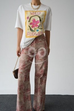 تيشيرتات صيفية عصرية بطبعات جرافيك من Styllana Store | Trendy Graphic Summer Tees — 5