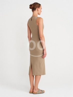 فستان ميدي أنيق بياقة قارب من Styllana Store | Elegant Boat-Neck Midi Dress — 8