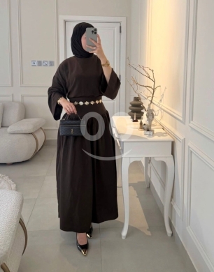 Vêtements, chaussures et accessoires dans Dahr el-Ain - فستان ماكسي راقي بألوان ترابية غنية من Styllana Store | Sophisticated Earth-Toned Maxi Dress