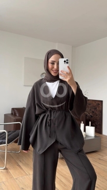 طقم كاجوال أنيق بحزام خصر وأرجل عريضة من Styllana Store | Elegant Belted Tunic & Wide-Leg… — 7