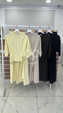Vêtements, chaussures et accessoires dans Dahr el-Ain - طقم نسائي أنيق برباط خصر من متجر Styllana | Elegant Women&rsquo;s Wrap Set by Styllana Store
