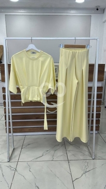 طقم نسائي أنيق برباط خصر من متجر Styllana | Elegant Women’s Wrap Set by Styllana Store — 2