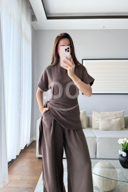 طقم نسائي كاجوال أنيق من متجر Styllana | Stylish Casual Women's Set by Styllana — 4