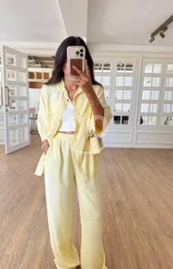 طقم نسائي كاجوال باللون الأصفر الهادئ من متجر Styllana | Pastel Yellow Casual Women’s Set — 5