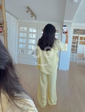 طقم نسائي كاجوال باللون الأصفر الهادئ من متجر Styllana | Pastel Yellow Casual Women’s Set — 4