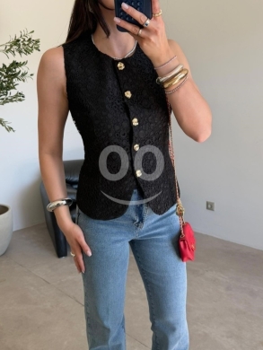 Vêtements, chaussures et accessoires dans Dahr el-Ain - فيست جيبير أنيق بأزرار ذهبية من متجر Styllana | Styllana Store Elegant Guipure Vest with Gold Button