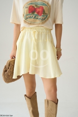 Vêtements, chaussures et accessoires dans Dahr el-Ain - تنورة قصيرة ناعمة برباط خصر من متجر Styllana | Styllana Store Soft Mini Skirt with Drawstring Waist