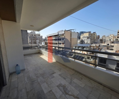 R9-3462 Apartment for Sale in Mar Elias Beirut – 230 m² — 11
