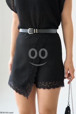 تنورة قصيرة أنيقة بتفاصيل الدانتيل من متجر Styllana | Styllana Store Elegant Lace-Trim Mi… — 2