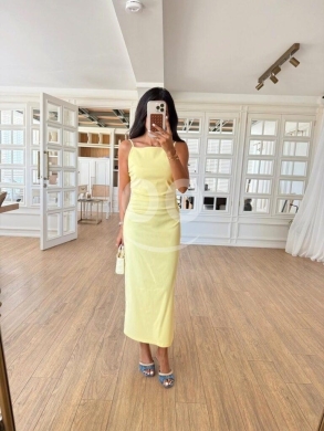 فستان ميدي "بيسيك" بتصميم أنيق من متجر Styllana | Styllana Store Elegant Basic Midi Dress — 5