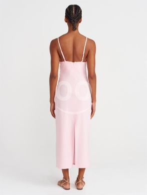 فستان ميدي "بيسيك" بتصميم أنيق من متجر Styllana | Styllana Store Elegant Basic Midi Dress — 9