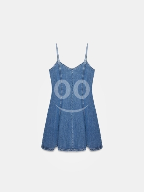 Vêtements, chaussures et accessoires dans Dahr el-Ain - فستان جينز قصير بتصميم حيوي من متجر Styllana | Styllana Store Playful Denim Mini Dress