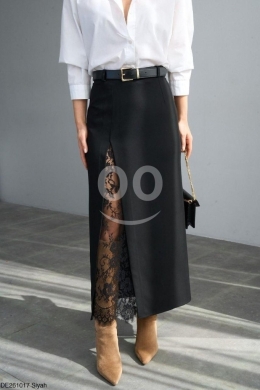 Vêtements, chaussures et accessoires dans Dahr el-Ain - تنورة ماكسي بفتحة دانتيل راقية من متجر Styllana | Styllana Store Elegant Lace-Detail Maxi Skirt
