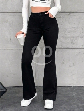 Vêtements, chaussures et accessoires dans Dahr el-Ain - بنطلون جينز "فلير" بخصر عالٍ من متجر Styllana | Styllana Store High-Waisted Flare Denim Jeans