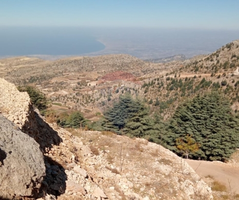 Lands for sale in Jerd El Njass - R9-3468 Land for Sale in Biqaa Sefrine Jerd El Njas - 1,887 mأرض للبيع في بقاع صفرين جرد النجاص - 1,887 م²